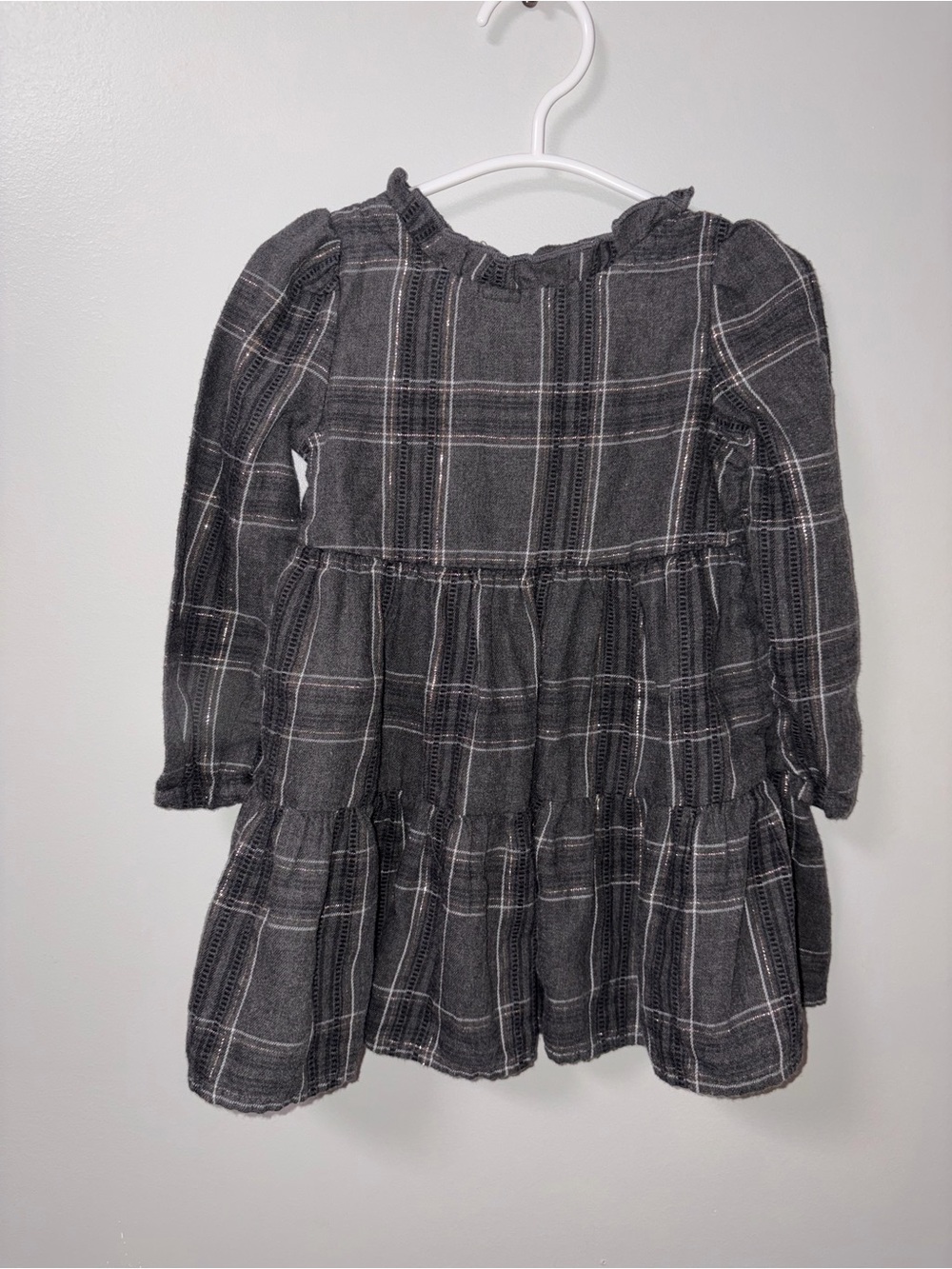 Cat & Jack Gray Gold Striped Ruffle Neck Long Sleeve Knit Dress 2T